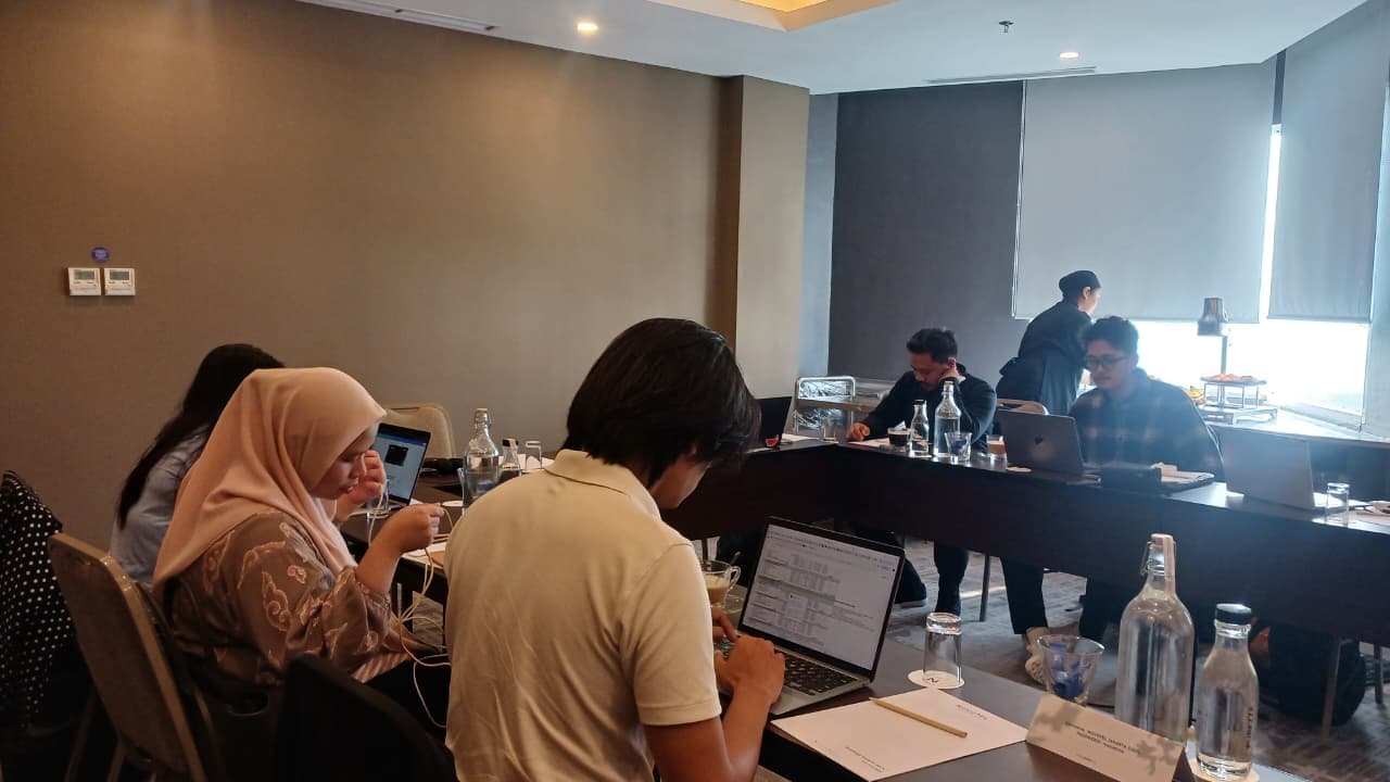 Peserta pelatihan advokasi berkeadilan gender PWYP Indonesia